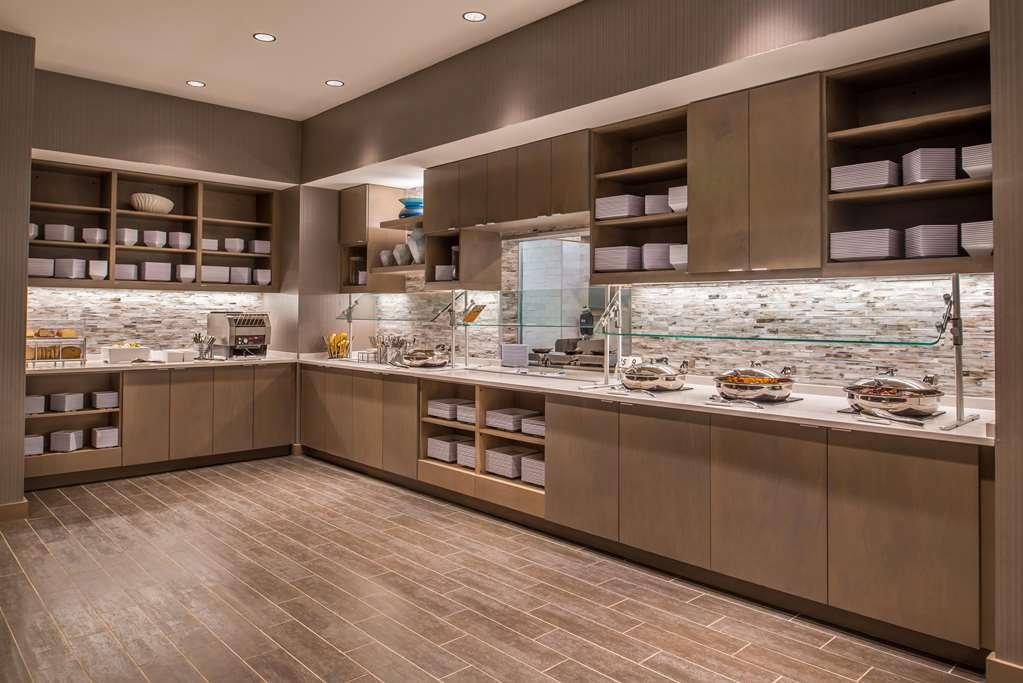 Hyatt House Raleigh/Rdu/Brier Creek Hotel Clegg Restaurant photo