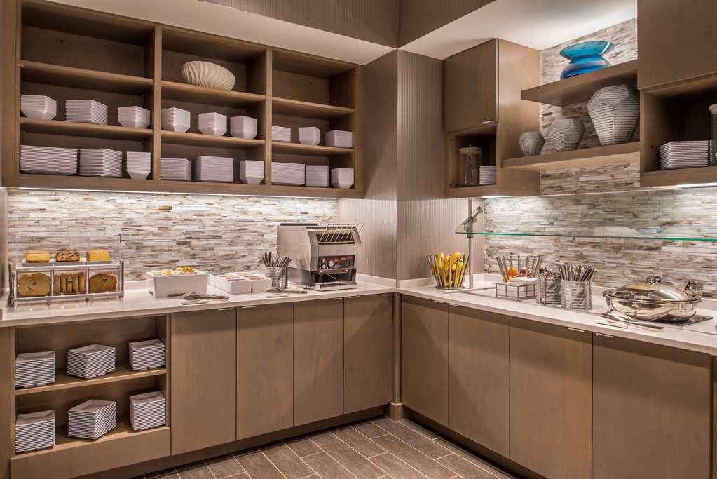 Hyatt House Raleigh/Rdu/Brier Creek Hotel Clegg Restaurant photo